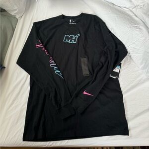 Men’s Miami Heat Nike Long Sleeve Tee NWT